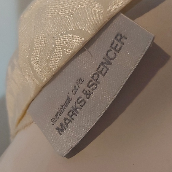 Marks & Spencer long sleeve ivory blouse Slim medium - Picture 5 of 8